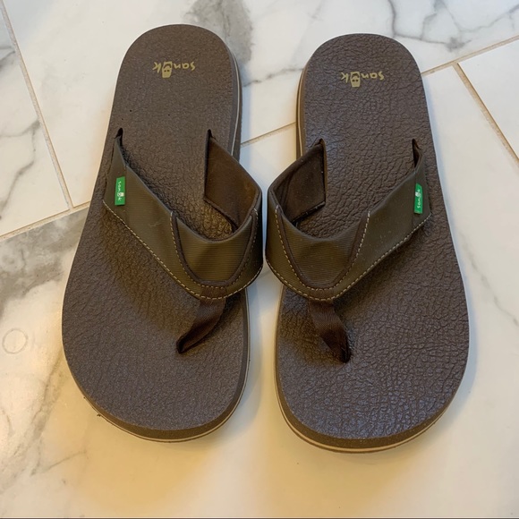 sanuk men's beer cozy flip flop